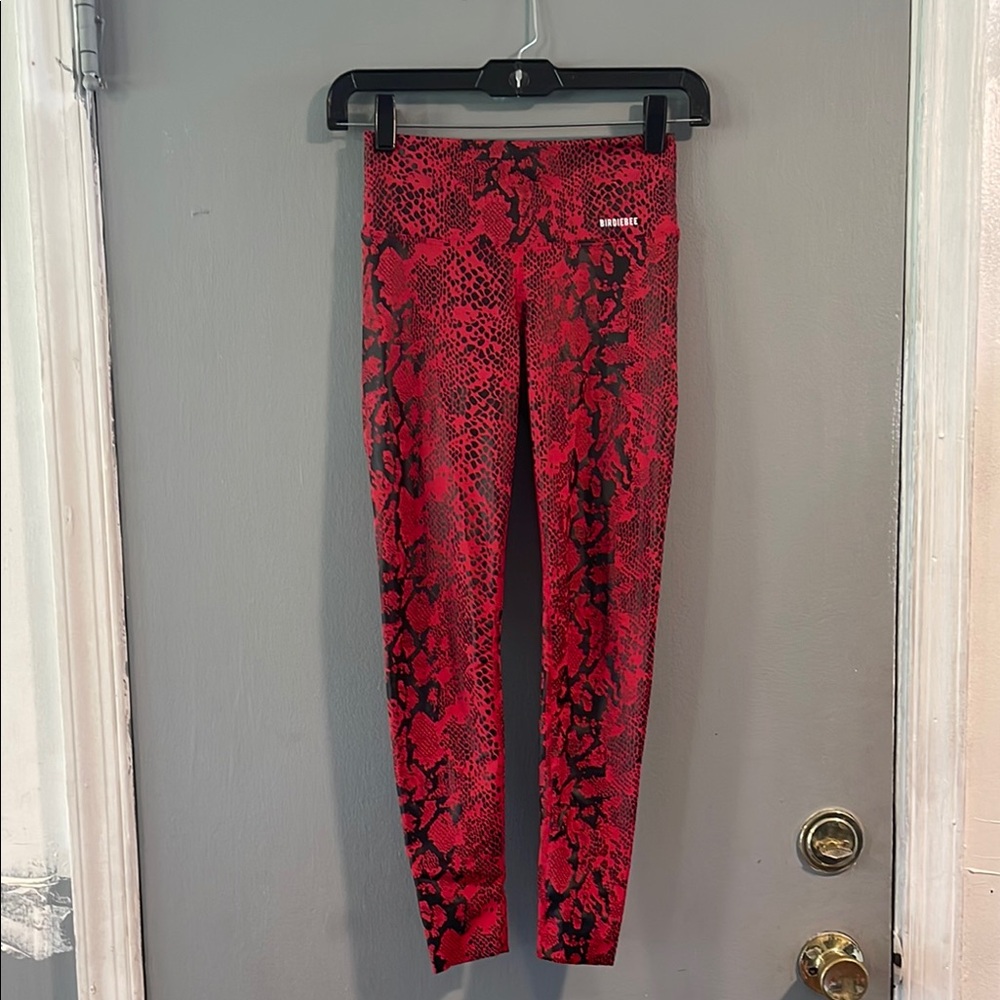 BIRDIEBEE Vibrant Red Snake Print Leggings XS‎